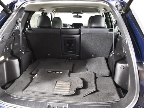 Used 2024 Mitsubishi Outlander SE image 47