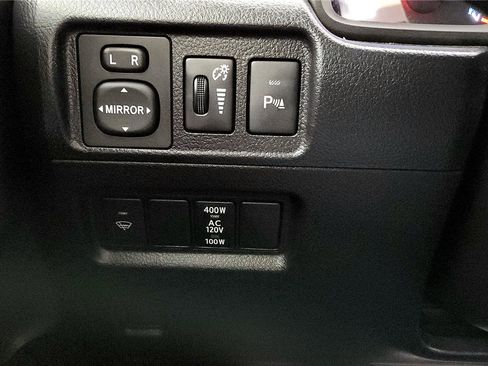 Certified 2018 Toyota 4Runner Limited image 31