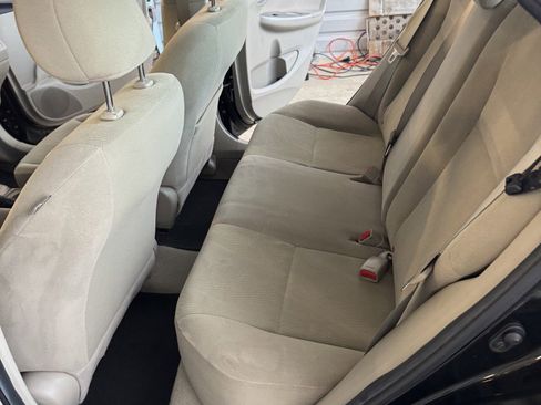 Used 2013 Toyota Corolla LE image 11