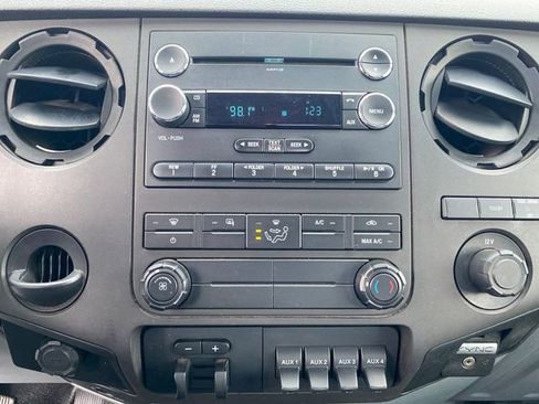 Used 2015 Ford F550 4x4 Regular Cab Super Duty image 20