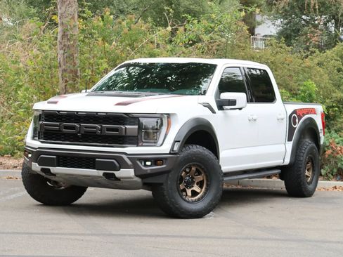 Used 2022 Ford F150 Raptor w/ Equipment Group 801A High AWD/4WD image 4