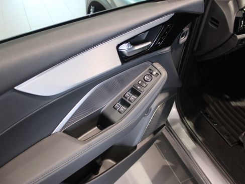 New 2026 Acura MDX SH-AWD image 26