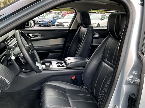 Used 2018 Land Rover Range Rover Velar S image 8