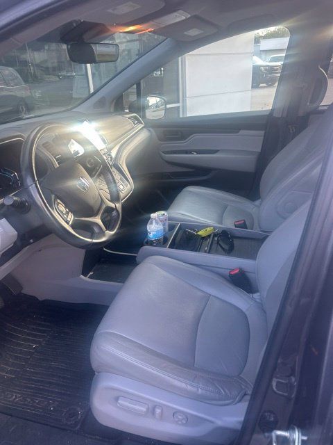 Used 2019 Honda Odyssey EX-L image 3