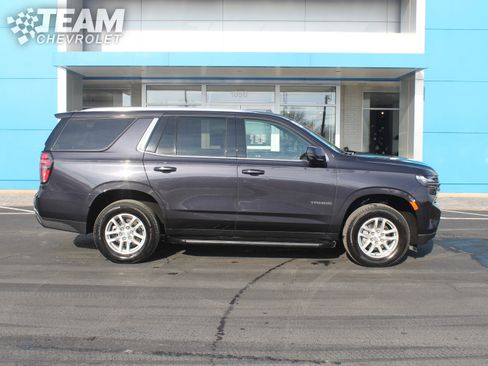 Certified 2024 Chevrolet Tahoe LT w/ Luxury Package image 3