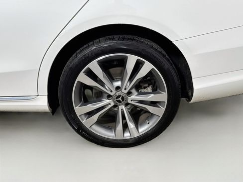 Used 2020 Mercedes-Benz C 300 4MATIC Sedan image 29