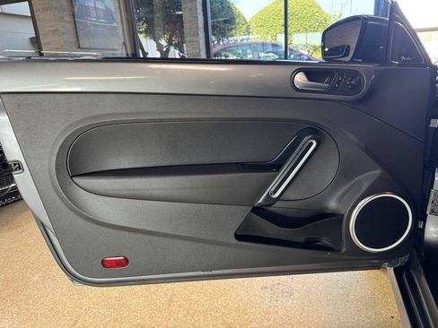 Used 2012 Volkswagen Beetle 2.5 FWD image 14