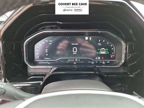 Used 2025 GMC Sierra 1500 SLT image 38