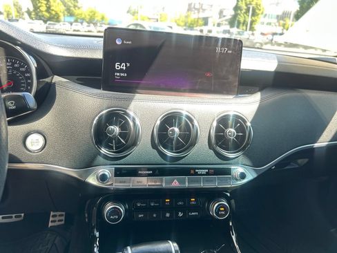 Used 2022 Kia Stinger GT-Line AWD/4WD image 20