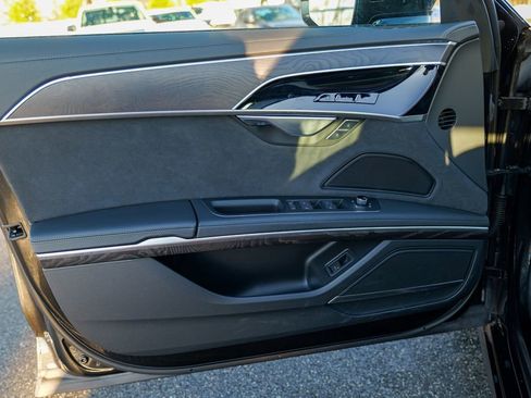 Used 2023 Audi A8 L 3.0T w/ Comfort Plus Package image 16