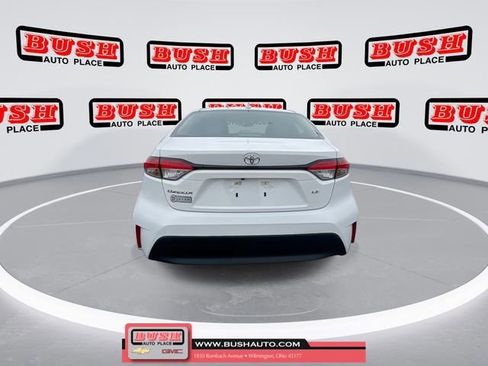 Used 2023 Toyota Corolla LE image 9