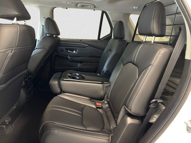 New 2026 Honda Pilot Touring image 14