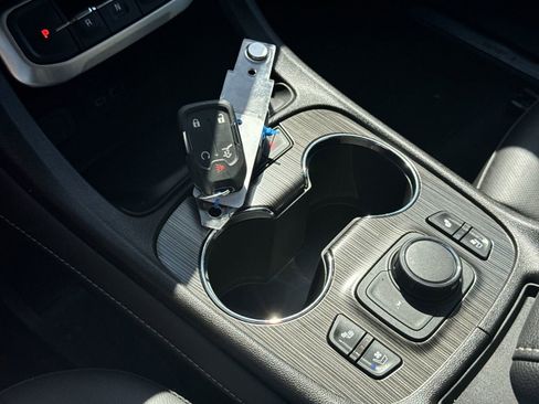 Certified 2023 GMC Acadia SLT w/ Elevation Edition image 36