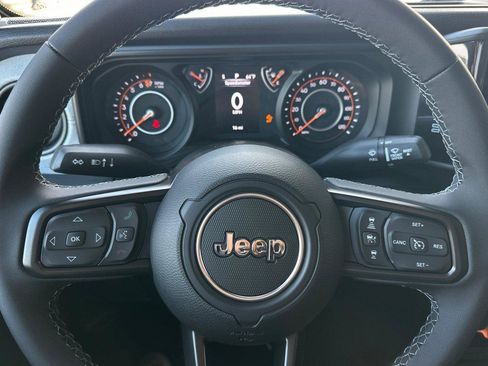 New 2026 Jeep Gladiator Sport image 19