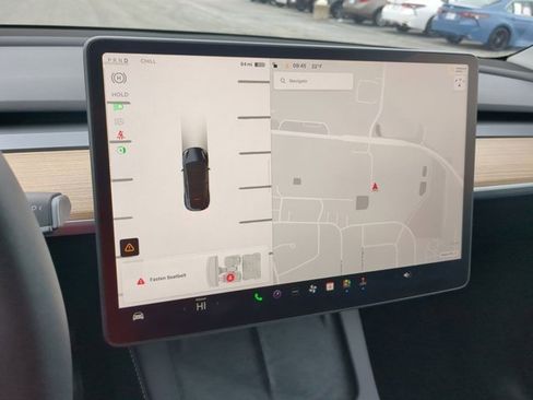 Used 2024 Tesla Model Y Long Range image 11