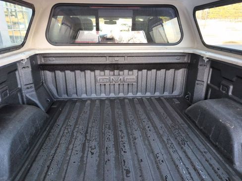 Used 2022 GMC Sierra 1500 SLT w/ SLT Premium Package image 10