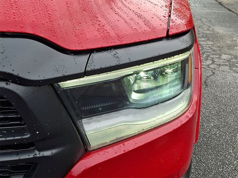 Used 2022 RAM 1500 Big Horn w/ Built-to-serve Edition image 9