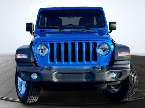 Used 2023 Jeep Wrangler Sport S image 3