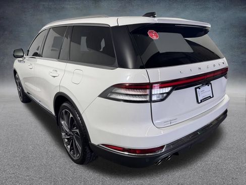 Used 2025 Lincoln Aviator Reserve w/ Equipment Group 201A AWD/4WD image 5