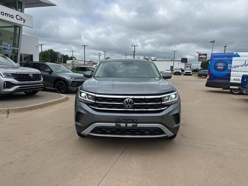 Used 2021 Volkswagen Atlas SE AWD/4WD image 2