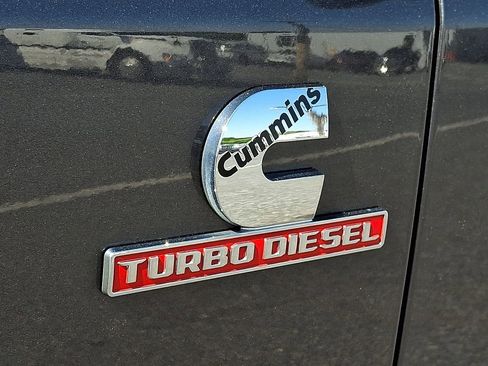 Used 2022 RAM 2500 Laramie AWD/4WD image 38