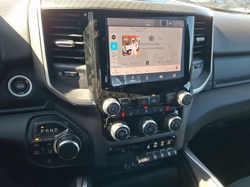 New 2026 RAM 1500 4x4 Crew Cab image 8