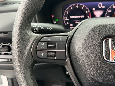 Used 2024 Honda Accord LX image 14