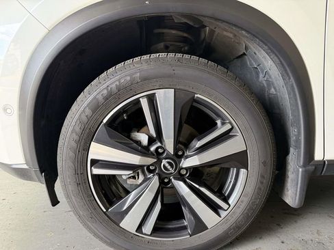 Used 2023 Nissan Rogue Platinum w/ Platinum Premium Package AWD/4WD image 31