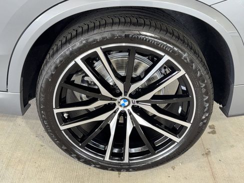 New 2026 BMW X5 xDrive40i w/ M Sport Package image 25