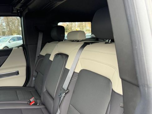 New 2026 GMC Hummer EV SUV AWD/4WD image 9