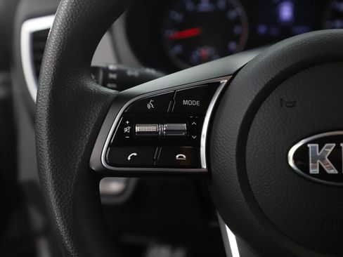 Used 2021 Kia Seltos LX image 18