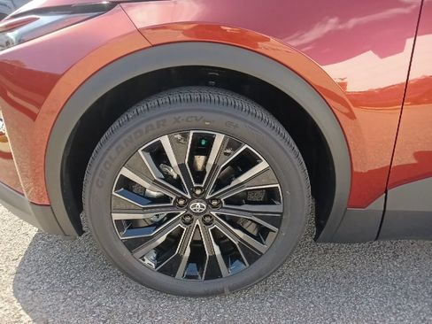 New 2026 Toyota C-HR AWD/4WD image 10