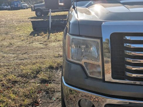 Used 2012 Ford F150 XLT w/ XLT Chrome Pkg image 10