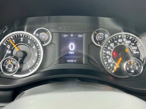 Used 2021 RAM 2500 Lone Star image 23