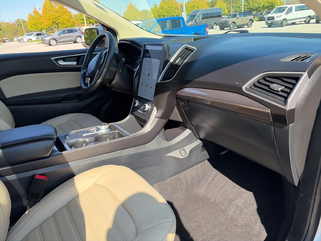 Used 2024 Ford Edge SEL w/ Convenience Package AWD/4WD image 10
