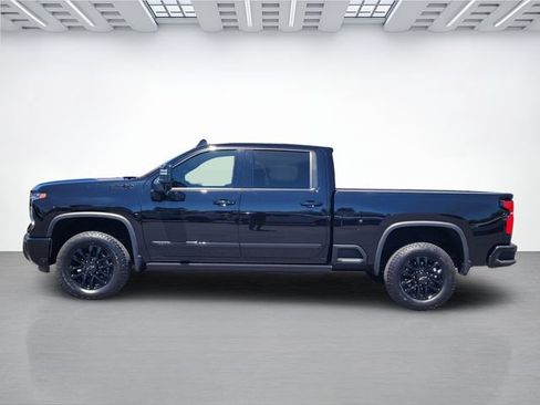 Used 2025 Chevrolet Silverado 2500 High Country w/ High Country Premium Package AWD/4WD image 7