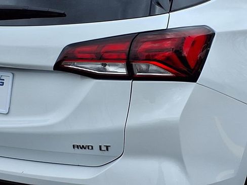 Used 2024 Chevrolet Equinox LT image 25