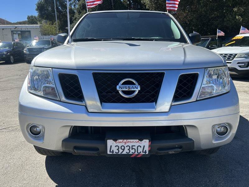 Used 2020 Nissan Frontier SV AWD/4WD image 2