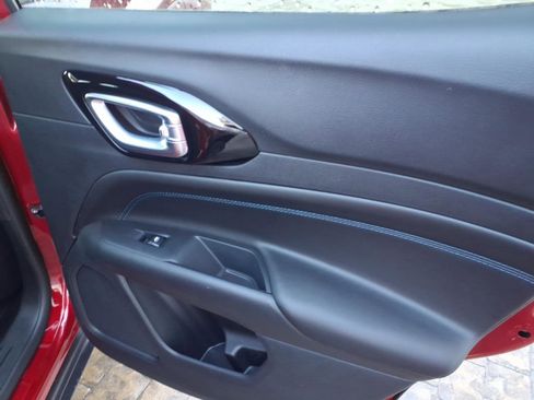 New 2026 Jeep Compass Latitude image 18