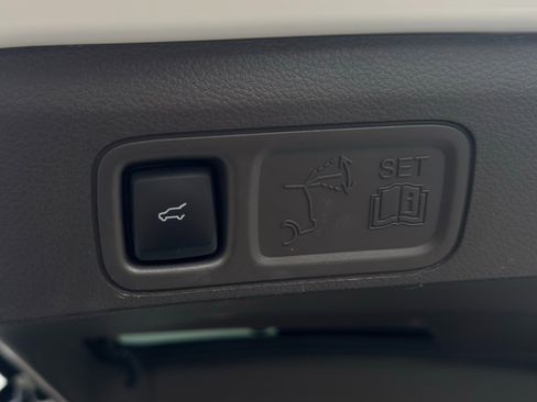 Used 2024 Lincoln Navigator L Reserve image 40