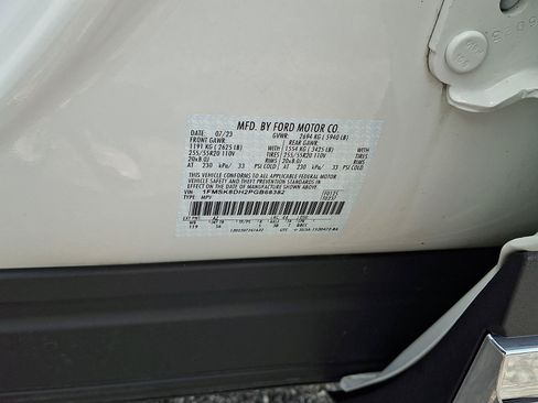 Used 2023 Ford Explorer XLT w/ Equipment Group 202A AWD/4WD image 28