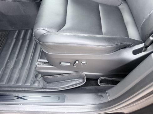 Used 2023 Tesla Model X Plaid image 34