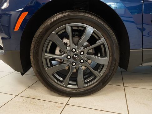 Certified 2022 Chevrolet Equinox RS w/ LPO, Floor Liner Package FWD image 10
