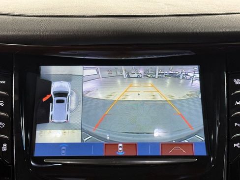 Used 2020 Cadillac Escalade Luxury w/ Escalade Sport Edition image 28