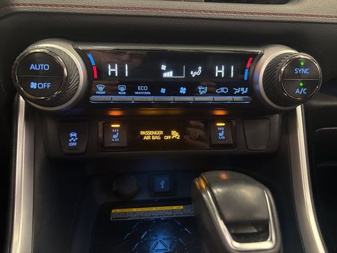 Used 2021 Toyota RAV4 XSE w/ Weather Package image 24