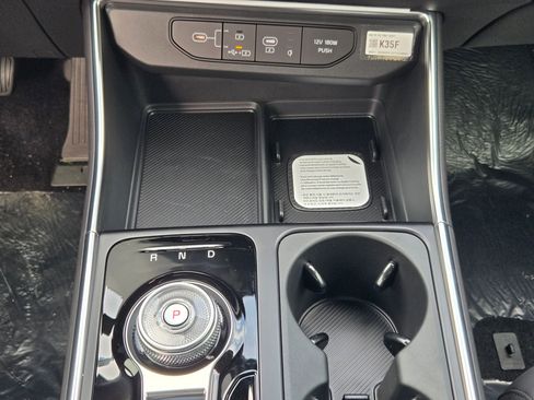 New 2026 Kia Carnival SX Prestige image 13