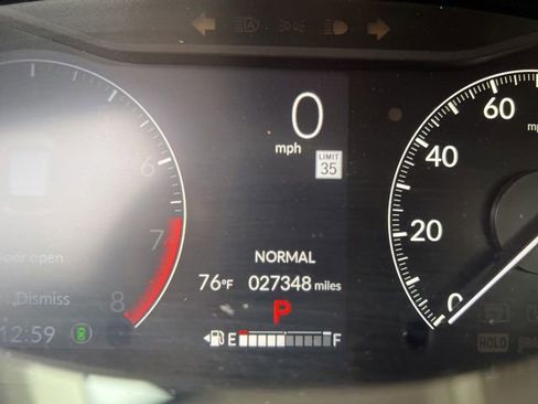 Used 2024 Honda HR-V LX image 12