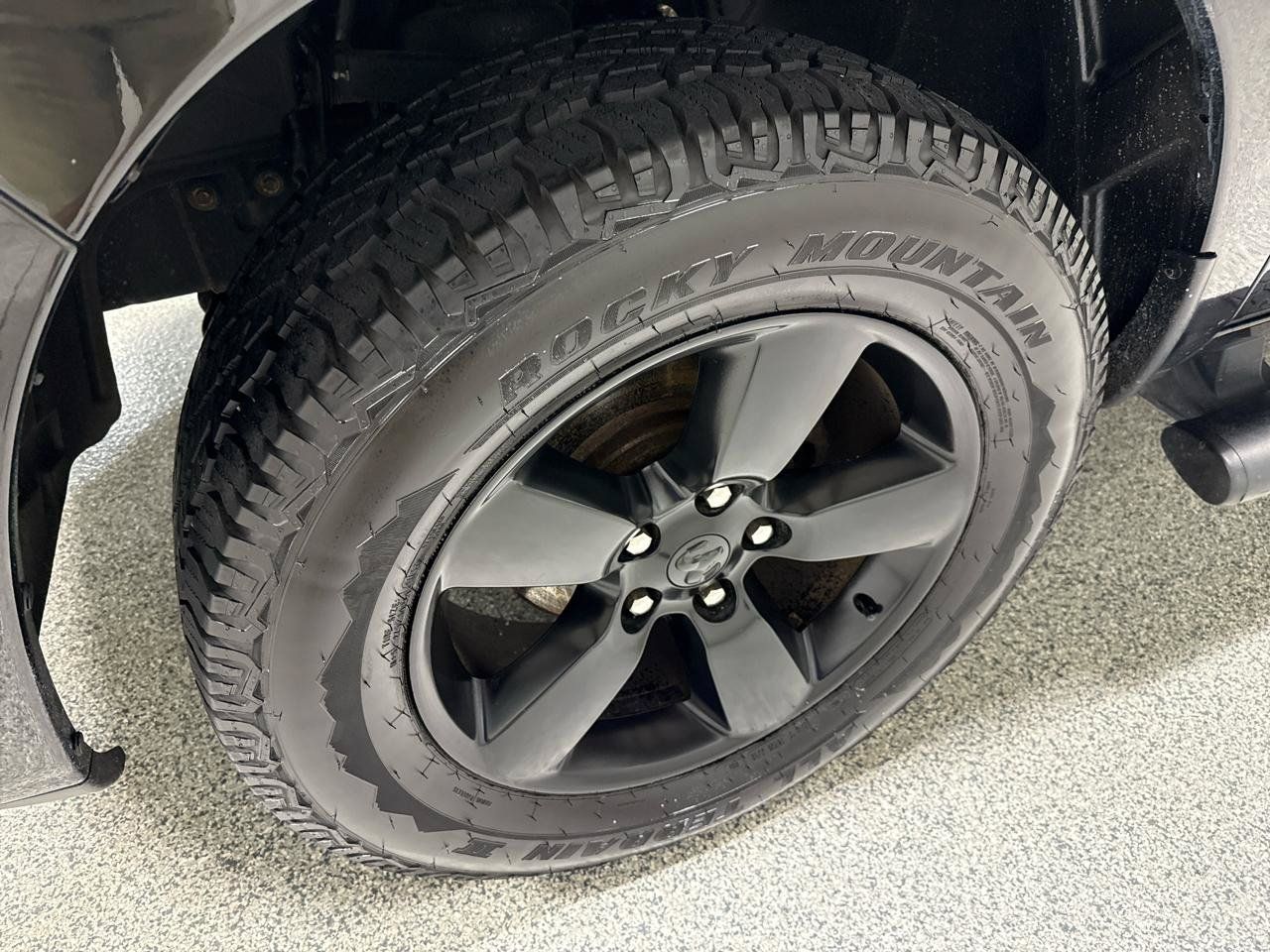 Used 2017 RAM 1500 Express w/ Black Ram 1500 Express Group AWD/4WD image 7