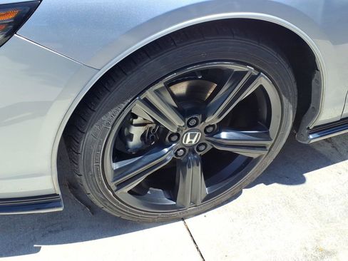 Used 2023 Honda Accord Sport image 13