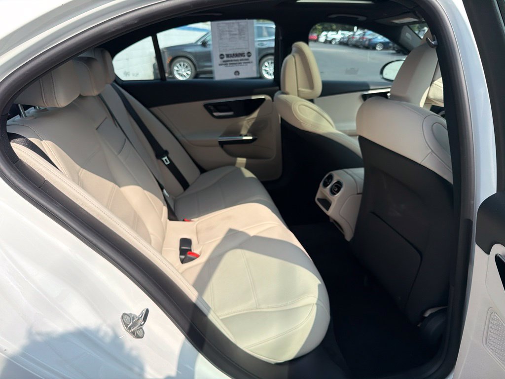 Used 2023 Mercedes-Benz C 300 4MATIC Sedan image 23